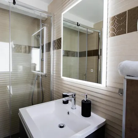 Apartman Penthouse Marin With Large Terrace